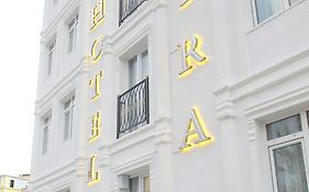 Hira Hotel